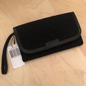 New Vera Bradley Trimmed Wristlet in Classic Black